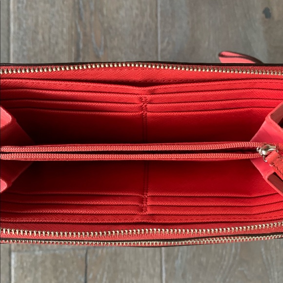 Coach Accordion Zip Wallet - Picture 3 of 5